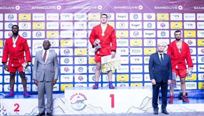 Спортсмен из Республики Алтай стал чемпионом мира по боевому самбо