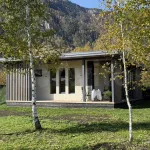 В Горном Алтае продают коттедж с видом, от которого захватывает дух. Фото