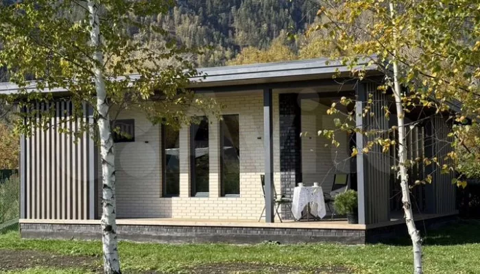 В Горном Алтае продают коттедж с видом, от которого захватывает дух. Фото