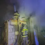 Пожар в барнаульском поселке унес жизни мужчины и женщины