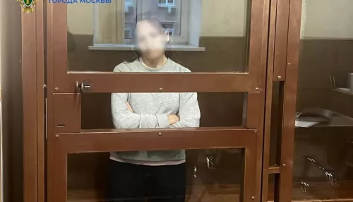 Смеялась надо мной: пенсионерка столкнула 13-летнюю девочку на пути в метро