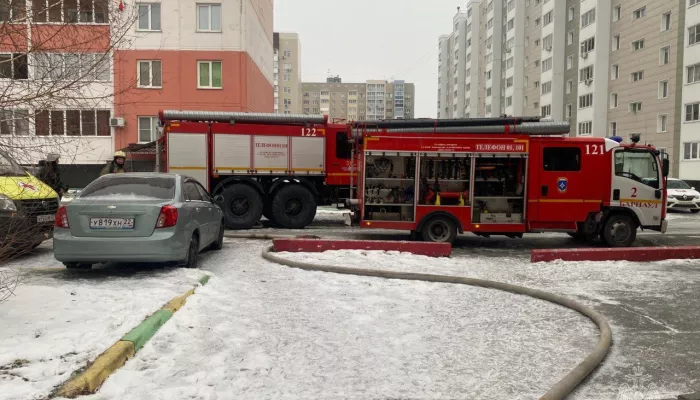 Пожар произошел в частном детсаду с бассейном в Барнауле