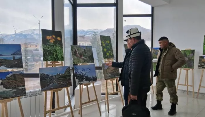 В Киргизии открылась выставка, посвященная природе Катунского заповедника