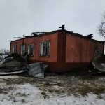 Появилось видео с места смертельного пожара в Алтайском крае, где погиб ребенок