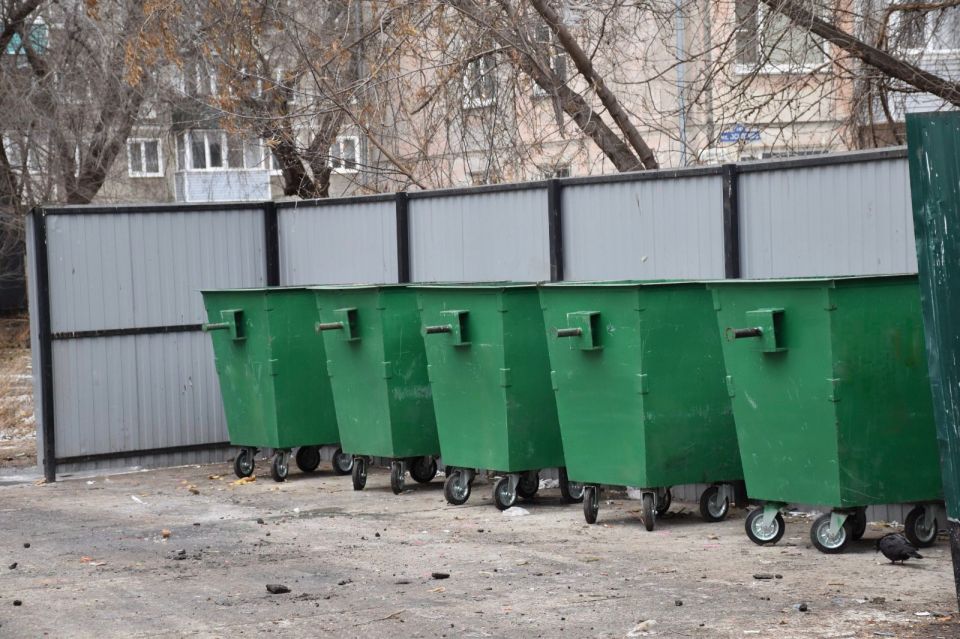 Весь новый автопарк регоператора "ТКО-Сервис" вышел на маршруты в Каменской и Рубцовской зонах