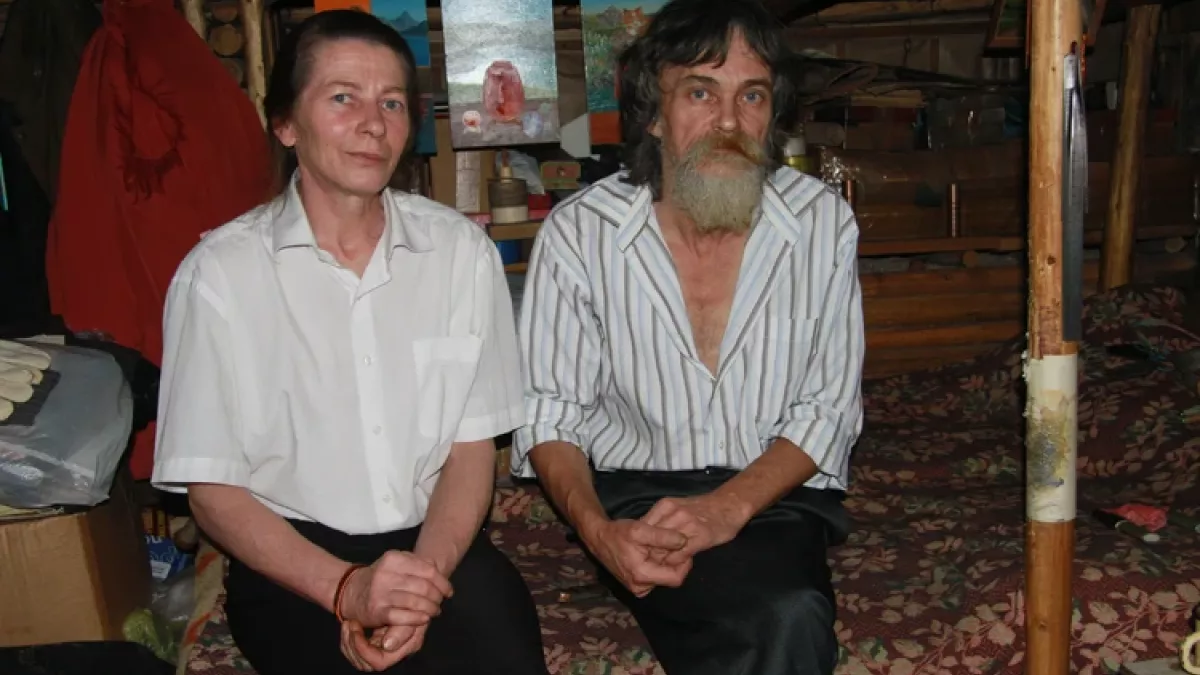 Как живут алтайские отшельники после того, как сын покинул землянку