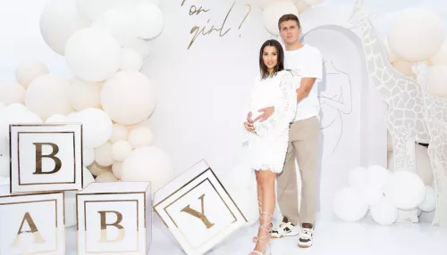 Барнаульский футболист Александр Соболев стал отцом во второй раз