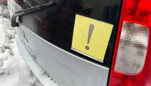 Почему водители-новички чаще попадают в аварии и как им избежать ДТП