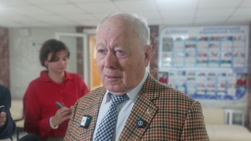 Александр Разумов