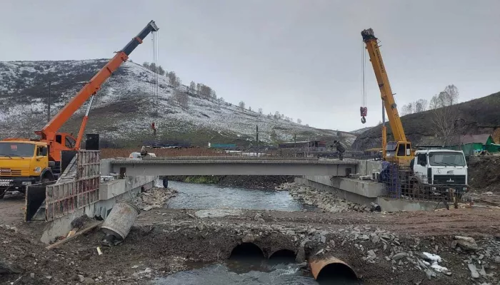 В Алтайском крае реконструируют мосты на одной из главных туристических дорог. Фото
