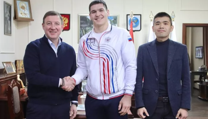 Самбист из Республики Алтай вернулся домой с золотом международного турнира