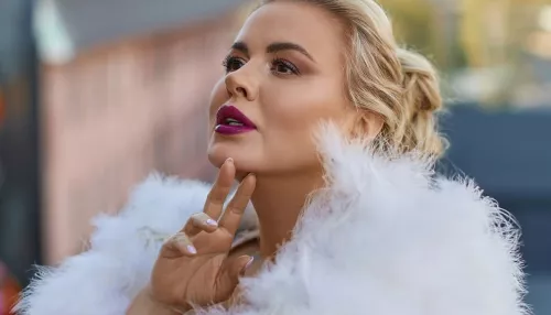 Анна Семенович сменила Россию на Ташкент и показала, где сейчас живет. Фото