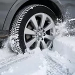 Берегись заноса. Как водителю справиться с опасностями зимней колеи