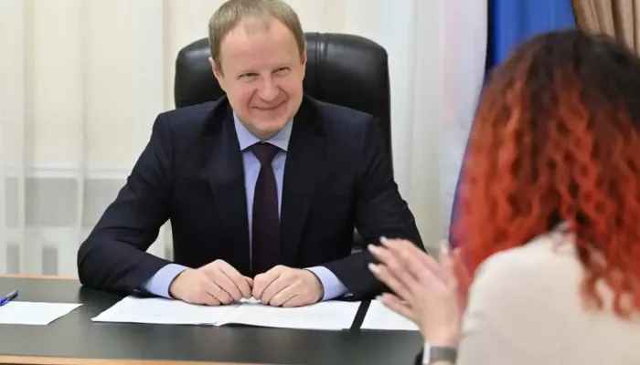 Губернатор Алтайского края Томенко дал ряд поручений после личного приема жителей