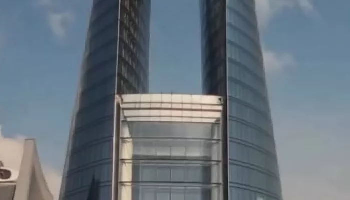 В Дубае открылся самый высокий отель в мире — как он выглядит снаружи и внутри