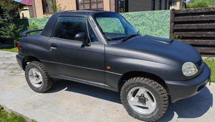 Редкий японский минимобиль на два места продают в Горном Алтае. Фото