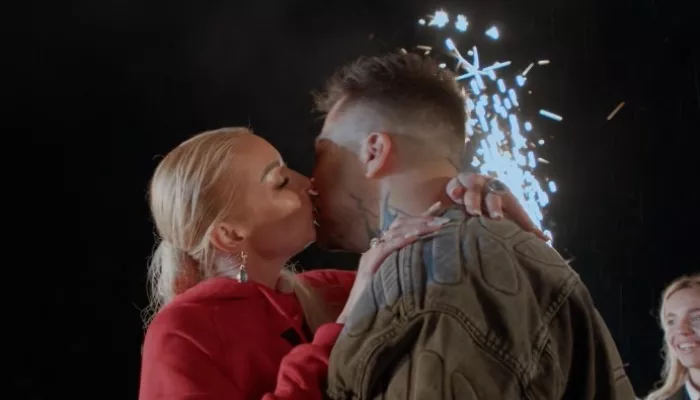 Звезды под капельницей начались с побега: два участника не выдержали даже суток