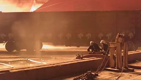 Десятки взрывов и пылающий танкер: сводка событий СВО на 18 ноября