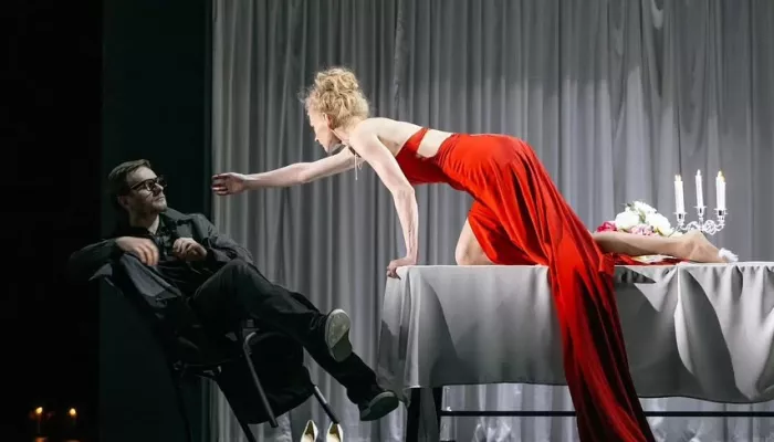 Светлане Ходченковой — 43: фото яркой актрисы, которую знают от Москвы до Голливуда