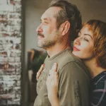 Приложил палец к губам: еще один человек заявил, что видел Усольцевых в Таиланде