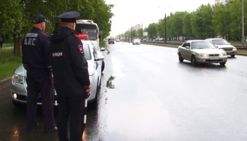 Подрезают, устраивают гонки: в Барнауле прошел рейд по пассажирским автобусам