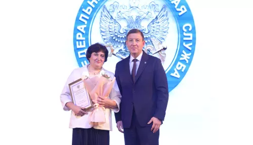 Лучших сотрудников налоговой службы наградили в Республике Алтай