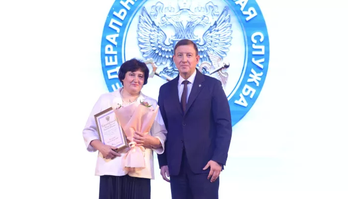 Лучших сотрудников налоговой службы наградили в Республике Алтай