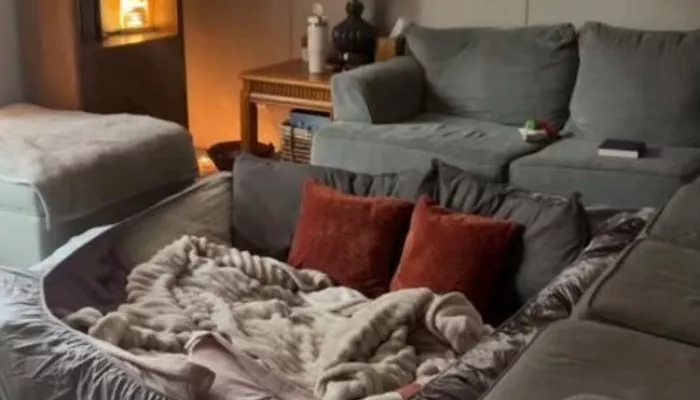 Зумеры массово делают себе картофельные кровати: что это за тренд