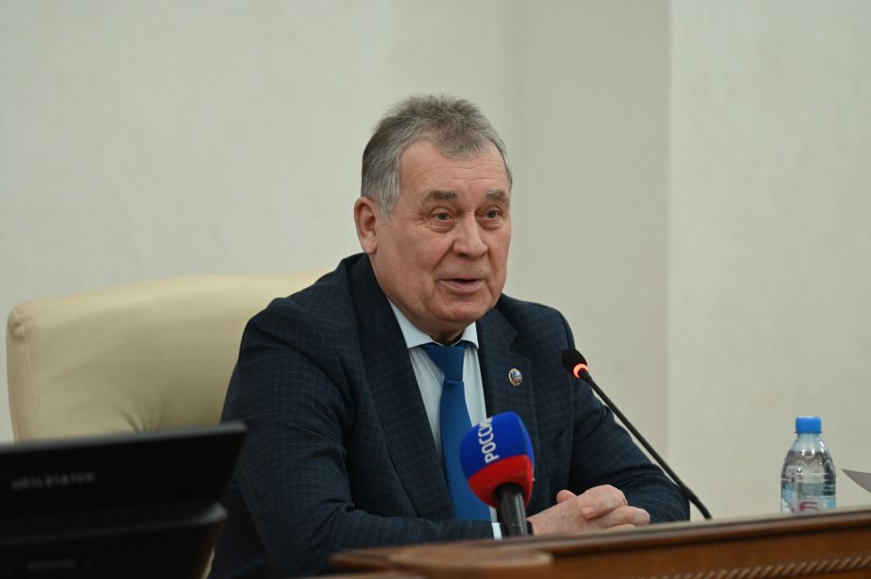 Александр Романенко