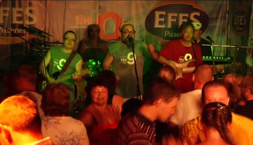 В Барнауле простились с легендой алтайской рок-музыки Сергеем Лазориным