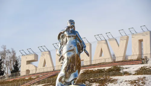 Хозяйка сибирской реки: как изменилась набережная в Барнауле с приездом девушки-Оби. Фото