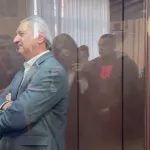 Бывший вице-премьер Башкирии пил кофе и аплодировал во время приговора