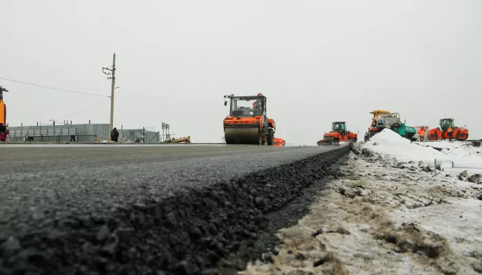 Сезон на максималках: Алтайский край побил все рекорды по апгрейду дорог в 2025 году