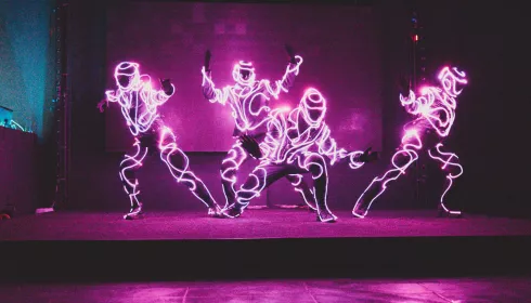 800 молодых барнаульцев изучили возможности нейросетей в рамках форума Нейропульс