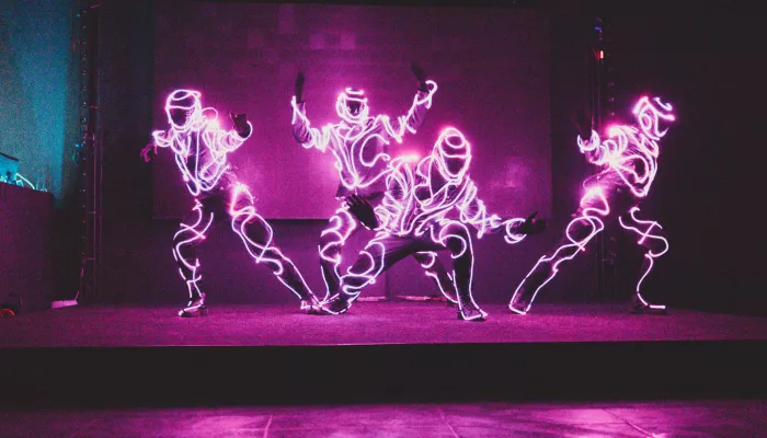 800 молодых барнаульцев изучили возможности нейросетей в рамках форума Нейропульс