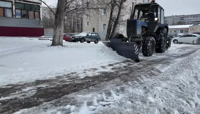Дорожные службы Барнаула переведены на усиленный режим работы