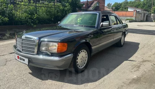 Коллекционная бронекапсула: в Бийске продают Mercedes из прошлого века. Фото