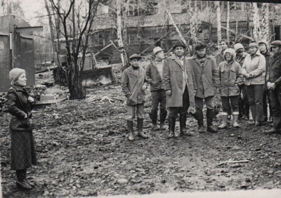 Группа работников-первостроителей Катунской ГЭС, 1982-1983 г.