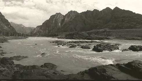 Природная сила Катуни: почему главная река Горного Алтая не покорилась энергетикам