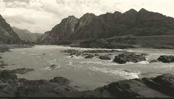 Природная сила Катуни: почему главная река Горного Алтая не покорилась энергетикам