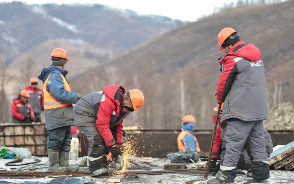 В Усть-Канском районе Республики Алтай строят новый молочный комплекс