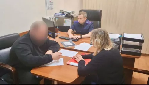 Бывшего замминистра строительства Республики Алтай задержали за получение взяток