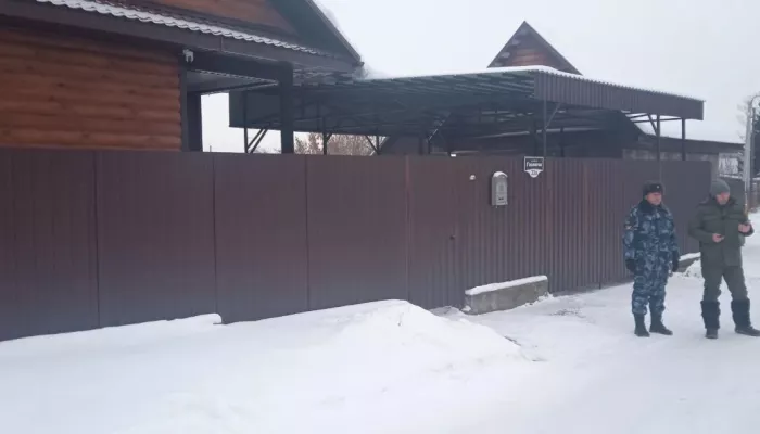 Дело беглого рецидивиста о стрельбе по оперативникам в Барнауле передали в суд