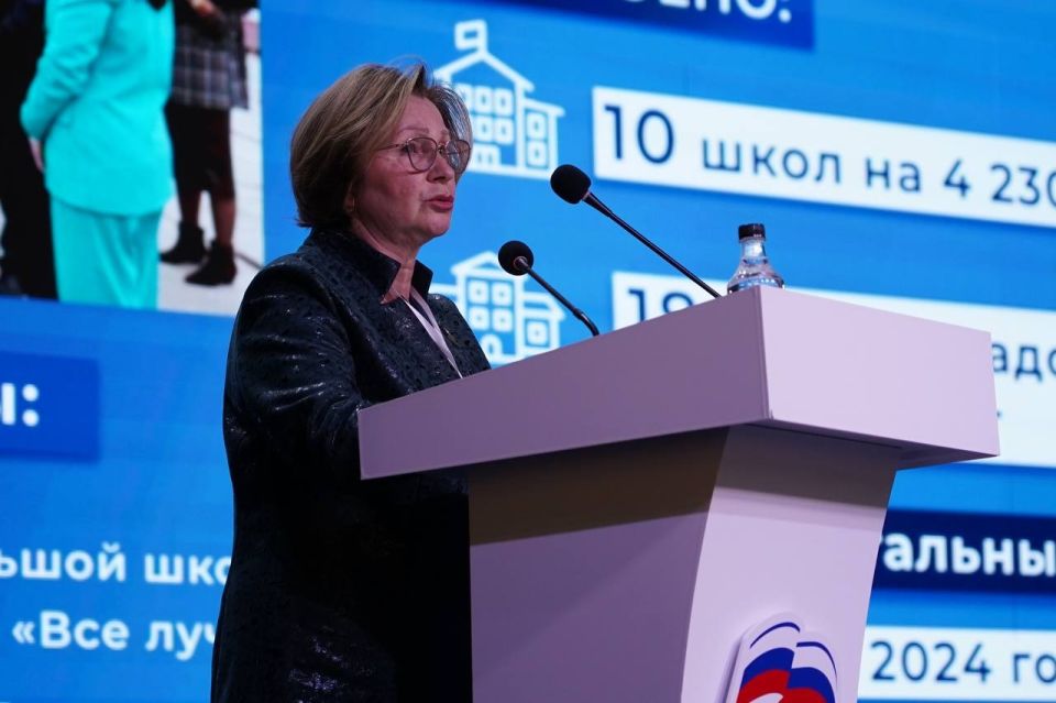 Ректор Алтайского государственного педагогического университета, доктор педагогических наук, профессор Ирина Лазаренко