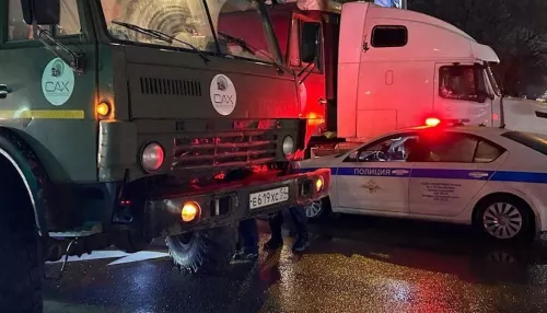 В Новосибирске юную девушку насмерть сбил КамАЗ — мать не пустили к телу. Фото