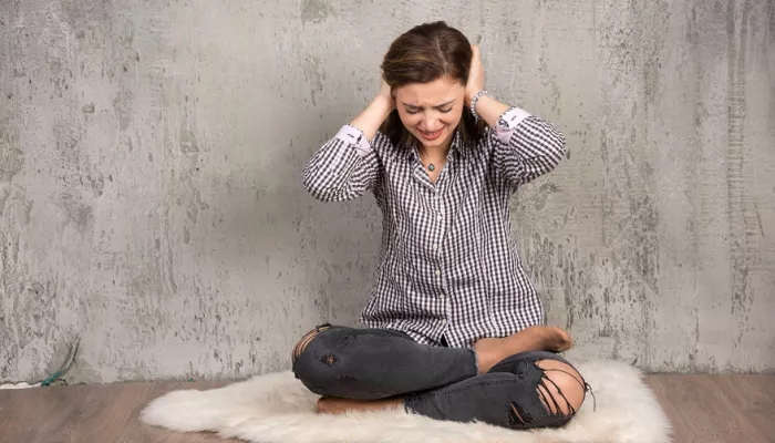 Стоимость шумоизоляции в квартире: из чего складывается цена, как спланировать бюджет