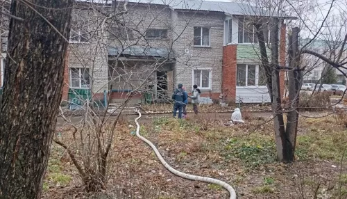 Короткое замыкание: пожар в двухэтажном доме произошел в Белокурихе