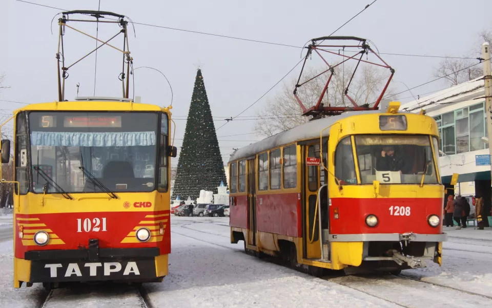 Праздник на новом месте: как Барнаул отмечал Новый год с елкой на площади Свободы. Фото