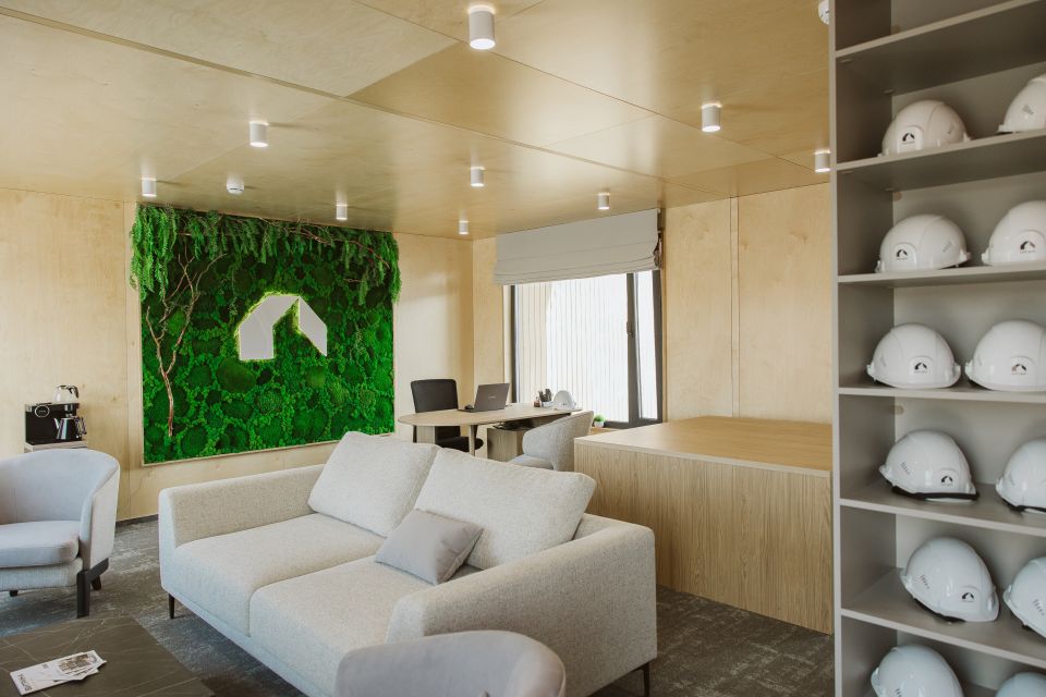 Офис продаж апартаментов на строительной площадке комплекса "Карлуу"