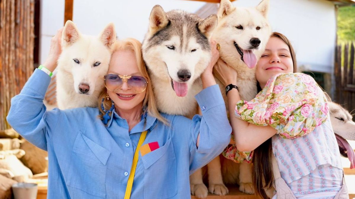 Лариса Долина